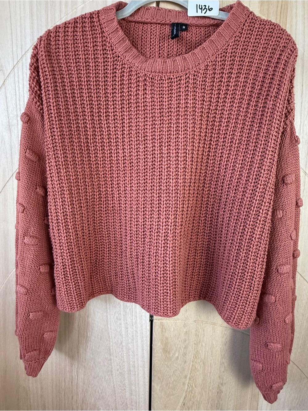 Moon & Madison Womens M Rust Chunky Knit Sweater Bobble Sleeve Cropped Oversized